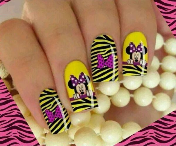 Minnie zebra amarela